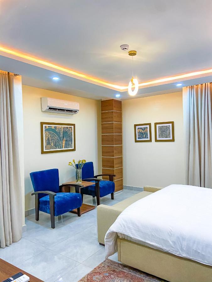 Plush Hotel,Abuja Kültér fotó