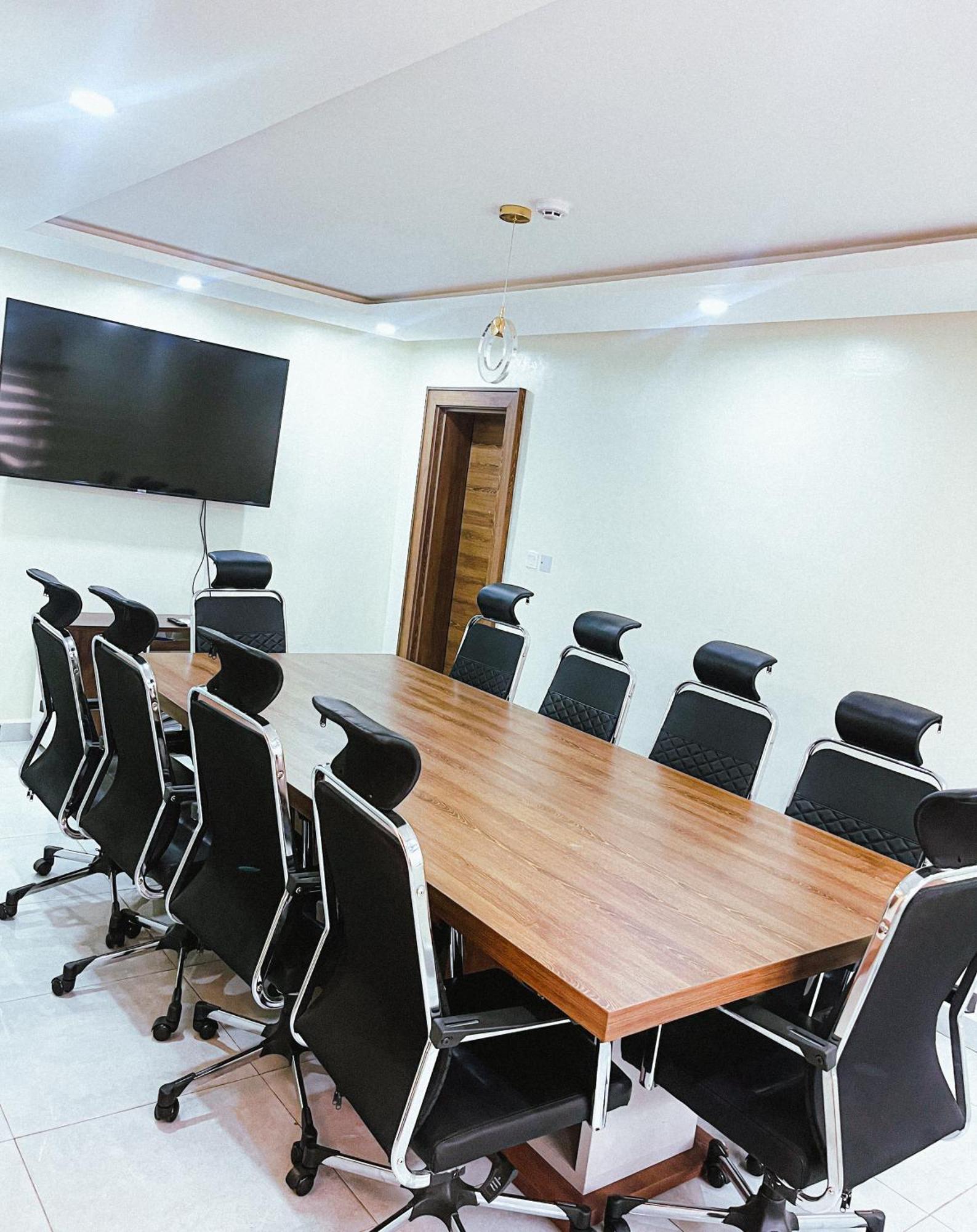 Plush Hotel,Abuja Kültér fotó